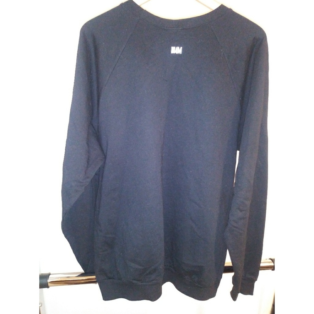 Black statement sweater - Picture 2 of 5